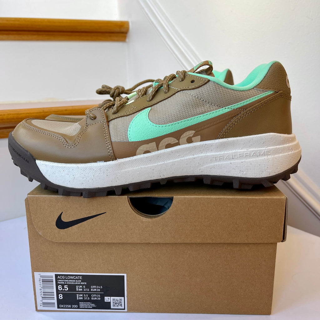 Nike ACG Lowcate Athletic Trail Shoes Unisex Green / Brown