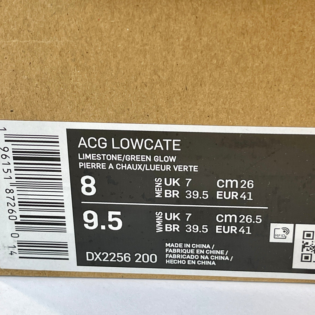 Nike ACG Lowcate Athletic Trail Shoes Unisex Green / Brown