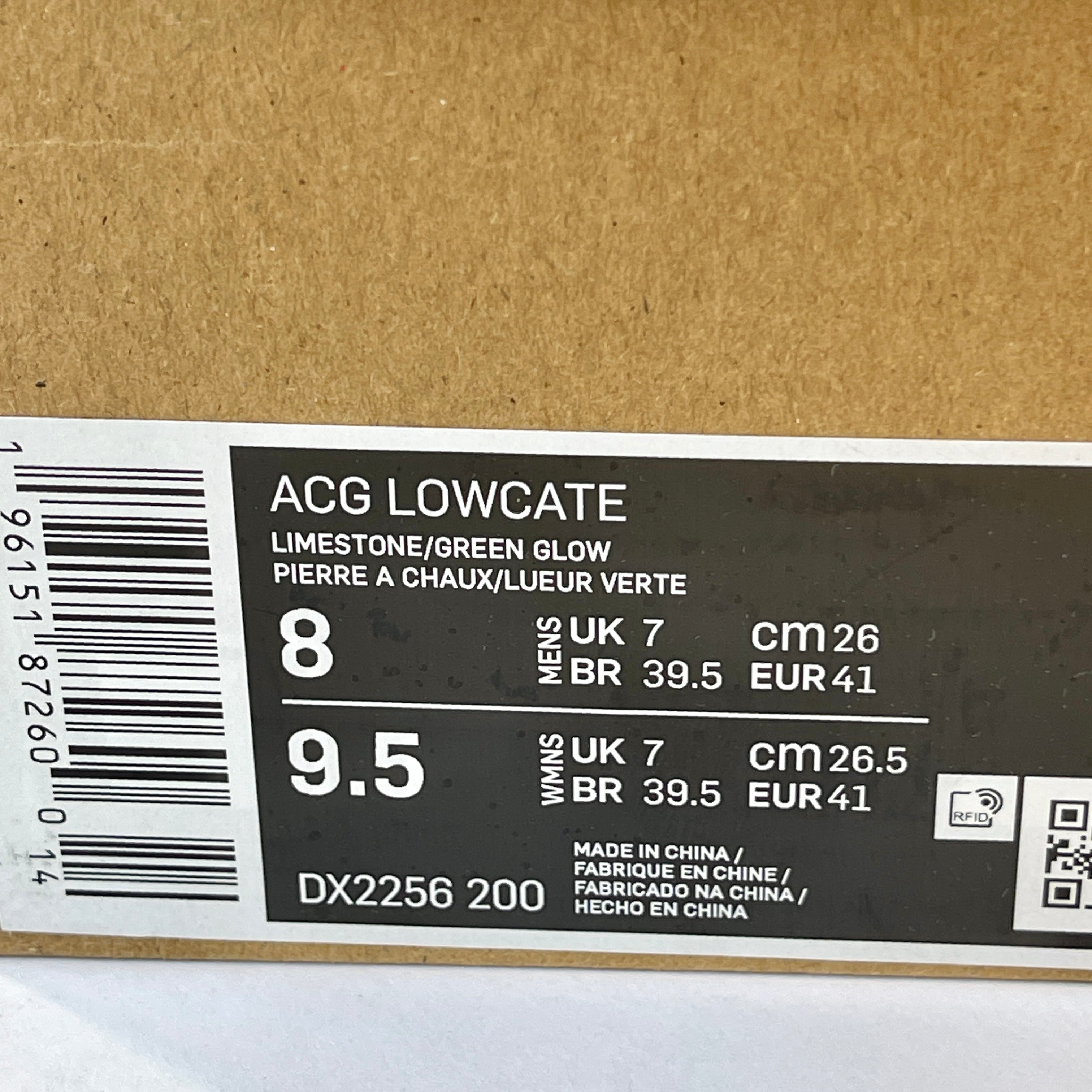 Nike ACG Lowcate Athletic Trail Shoes Unisex Green / Brown