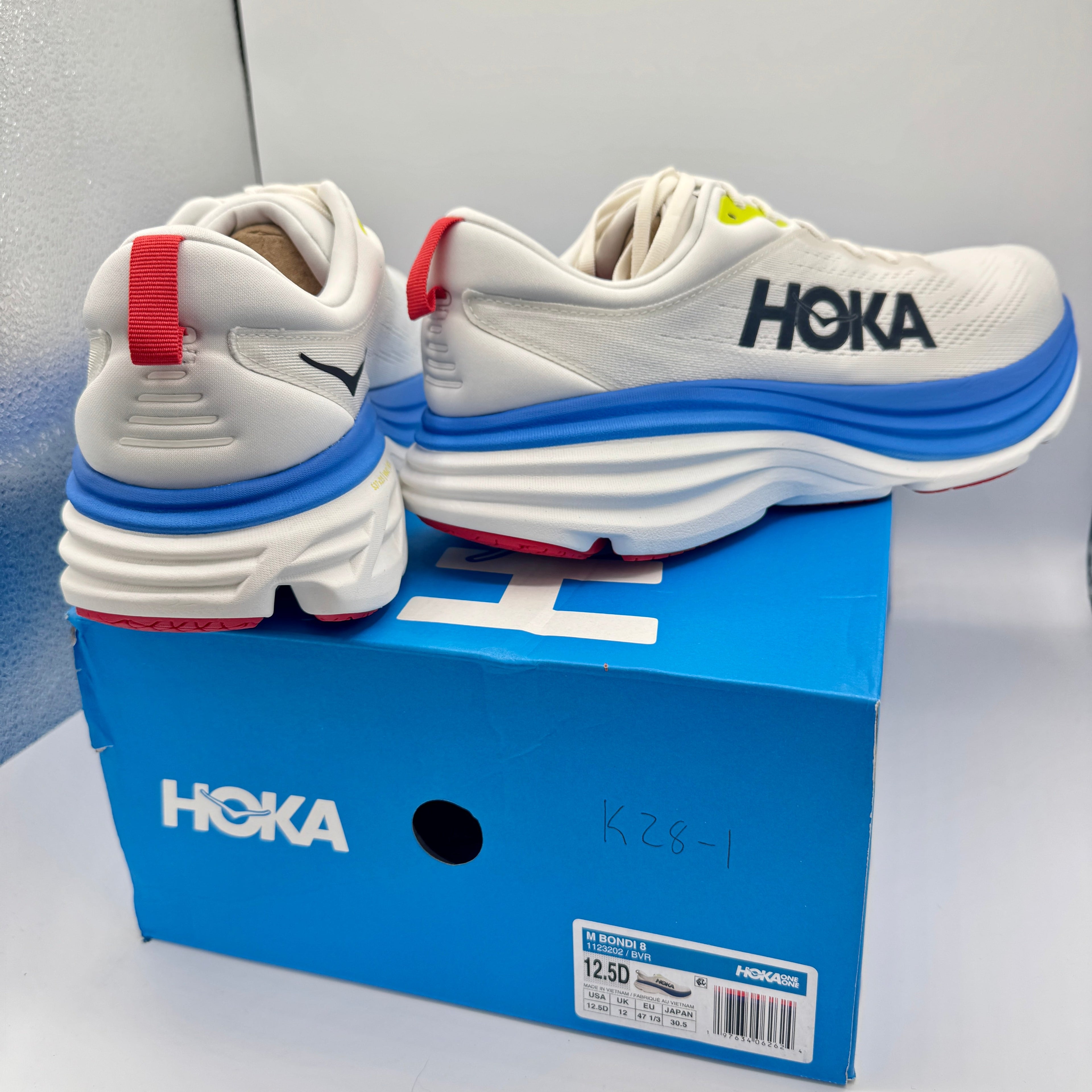 Hoka Bondi 8 Men’s Running Shoes in Blanc De Blanc White / Virtual Blue
