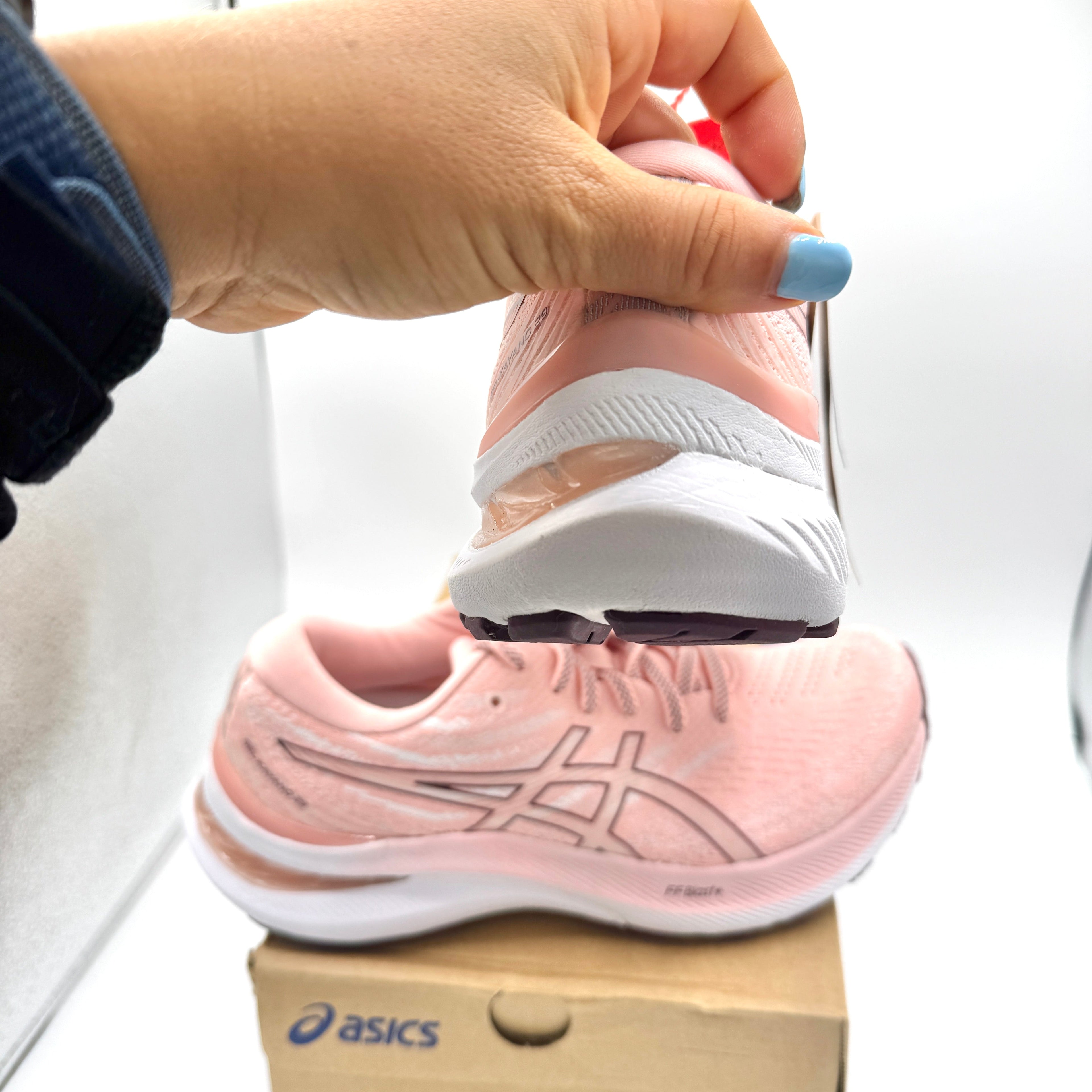 Asics Women’s Gel Kayano 29 - Frosted Rose / Deep Mars Pink