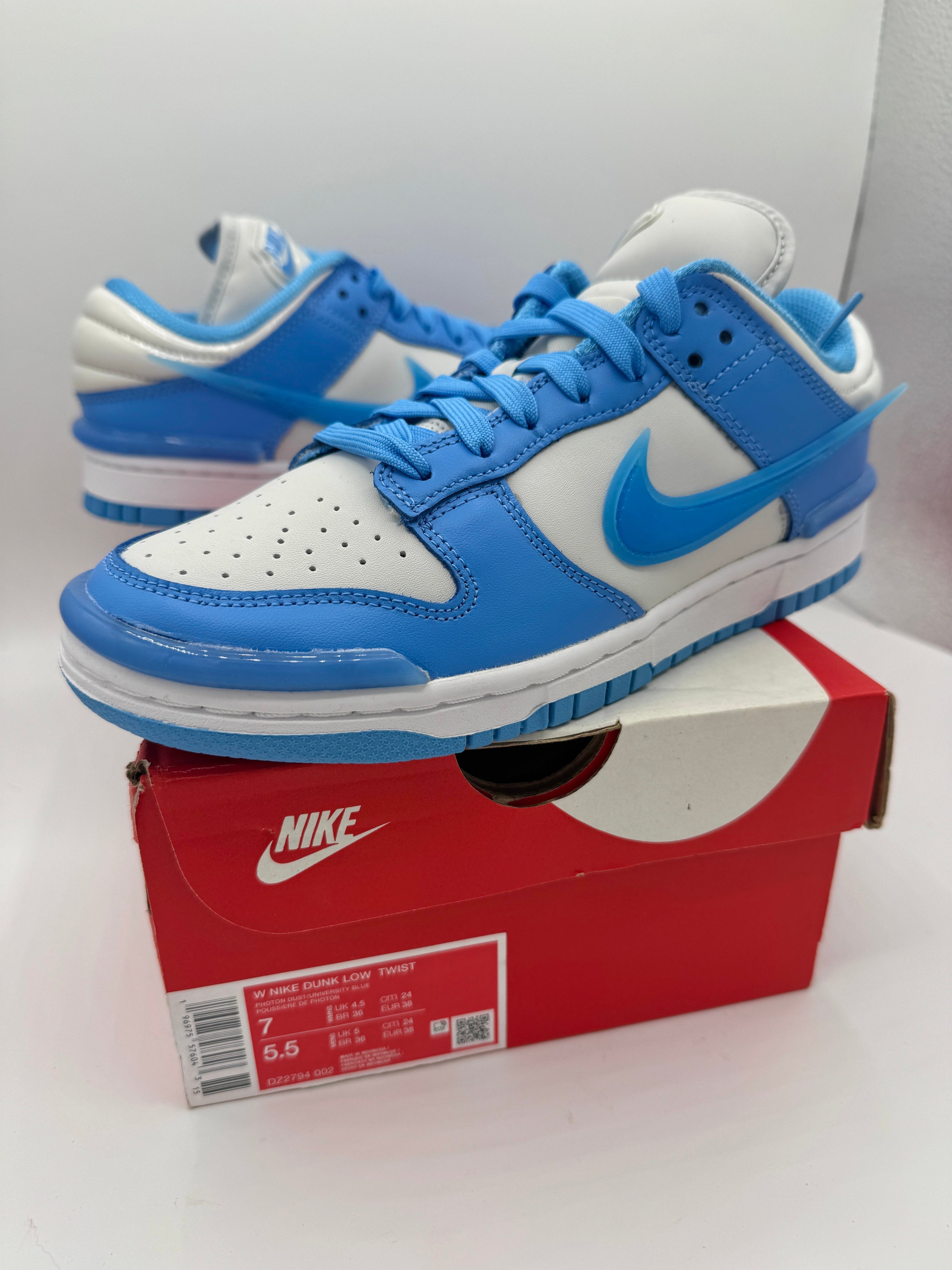 Nike Dunk Low Twist Sneakers - University Blue / White