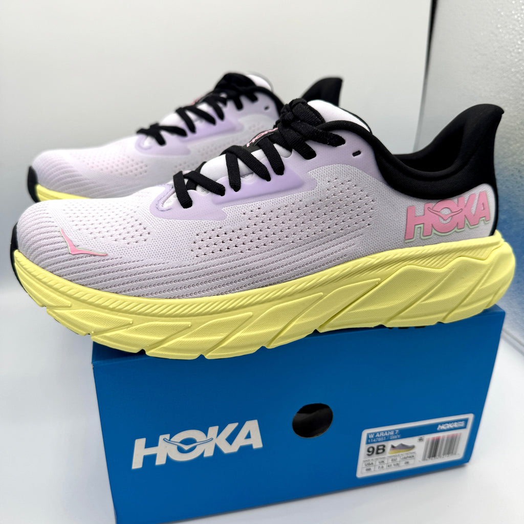 Hoka Arahi 7 Women’s Running Shoes in Starlight Glow / Yuzu