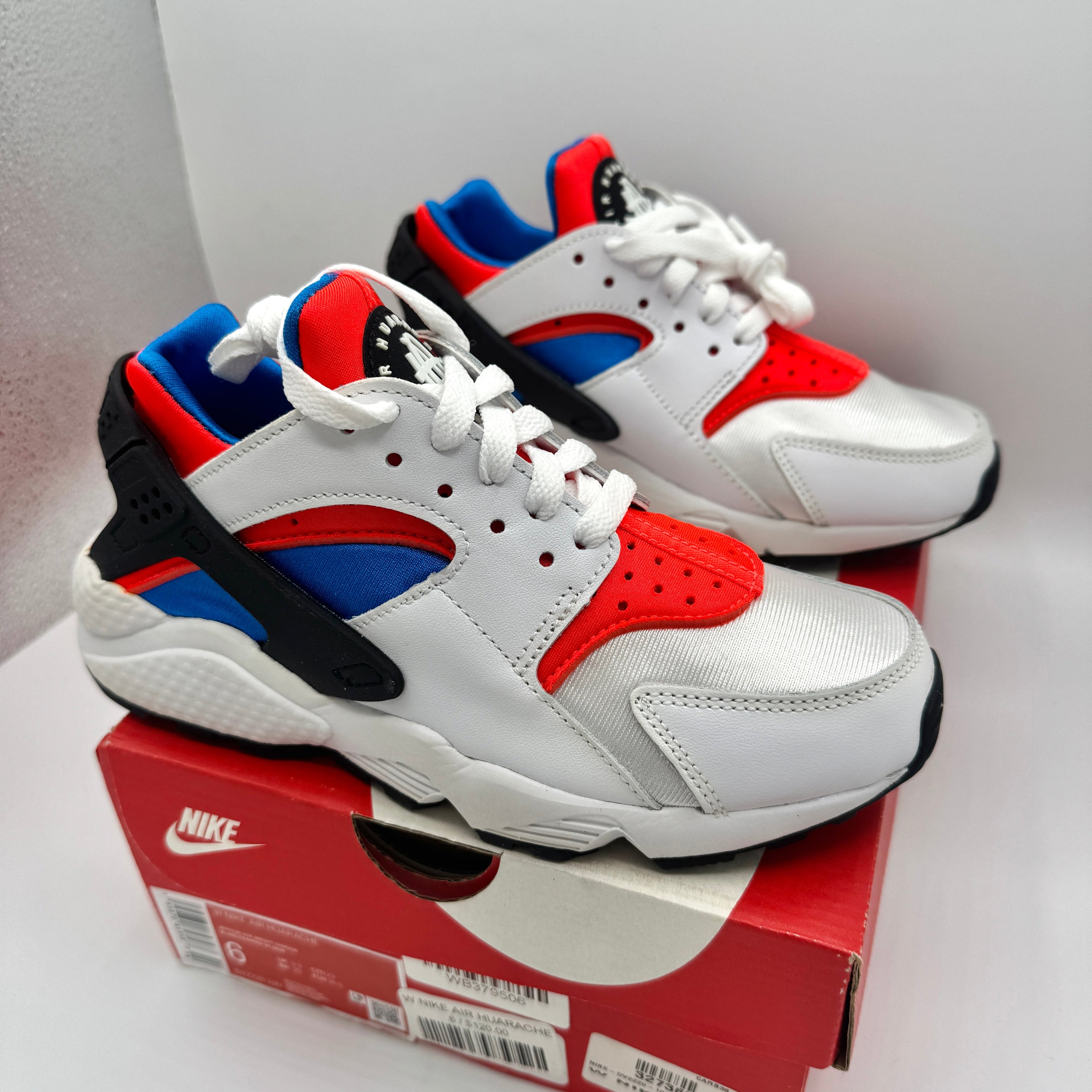 Nike Hurache Women’s Sneakers in White Bright Crimson / Photo Blue / Black