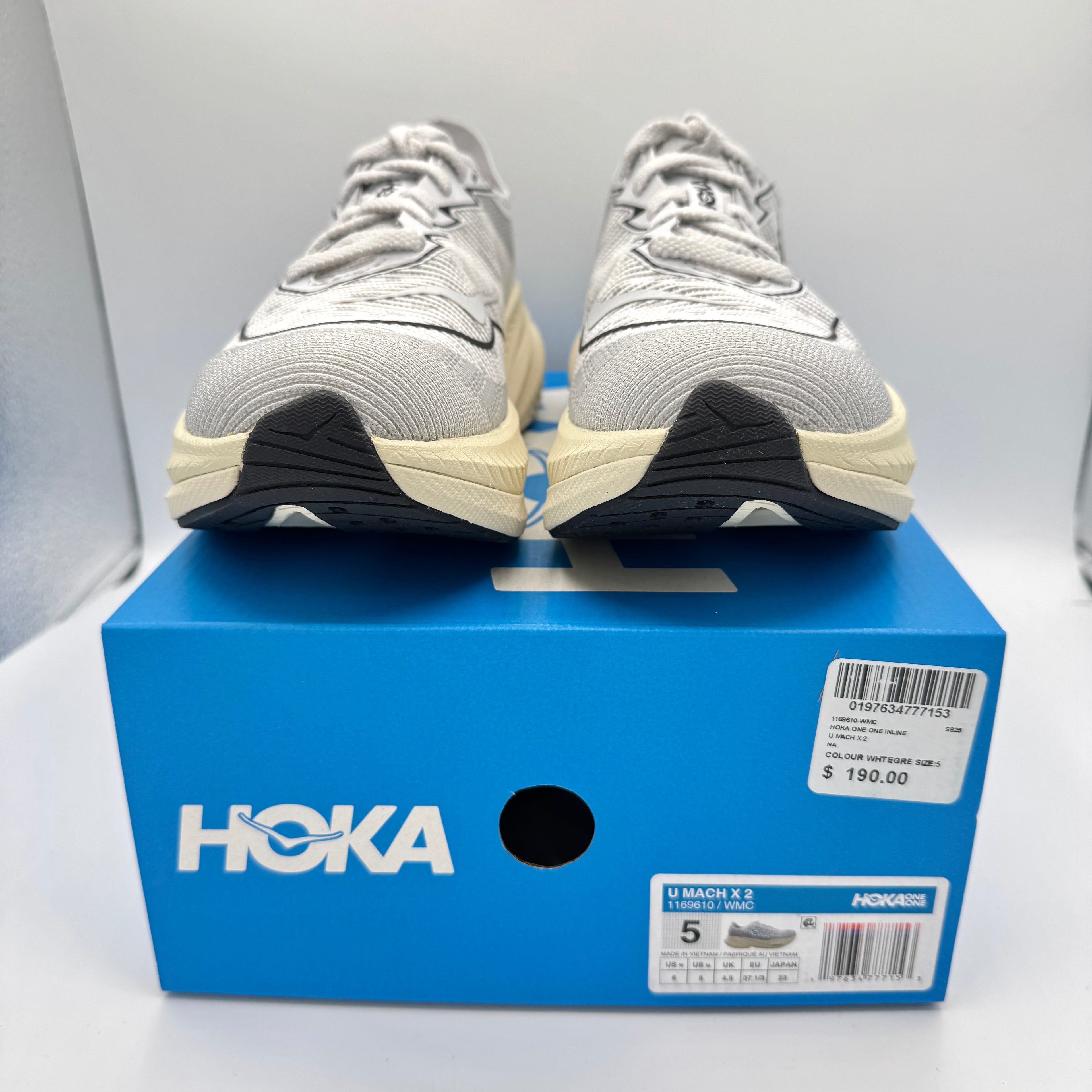 Hoka Mach X 2 U Unisex in White / Cosmic Grey Sneakers