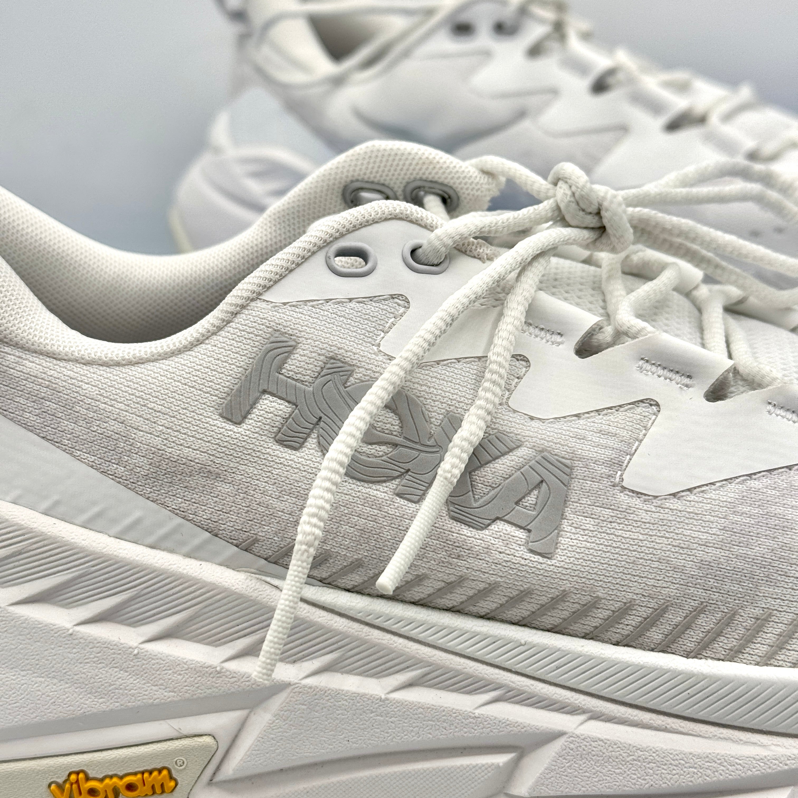 Hoka Skyline Float X U Unisex White Trail Running Shoes