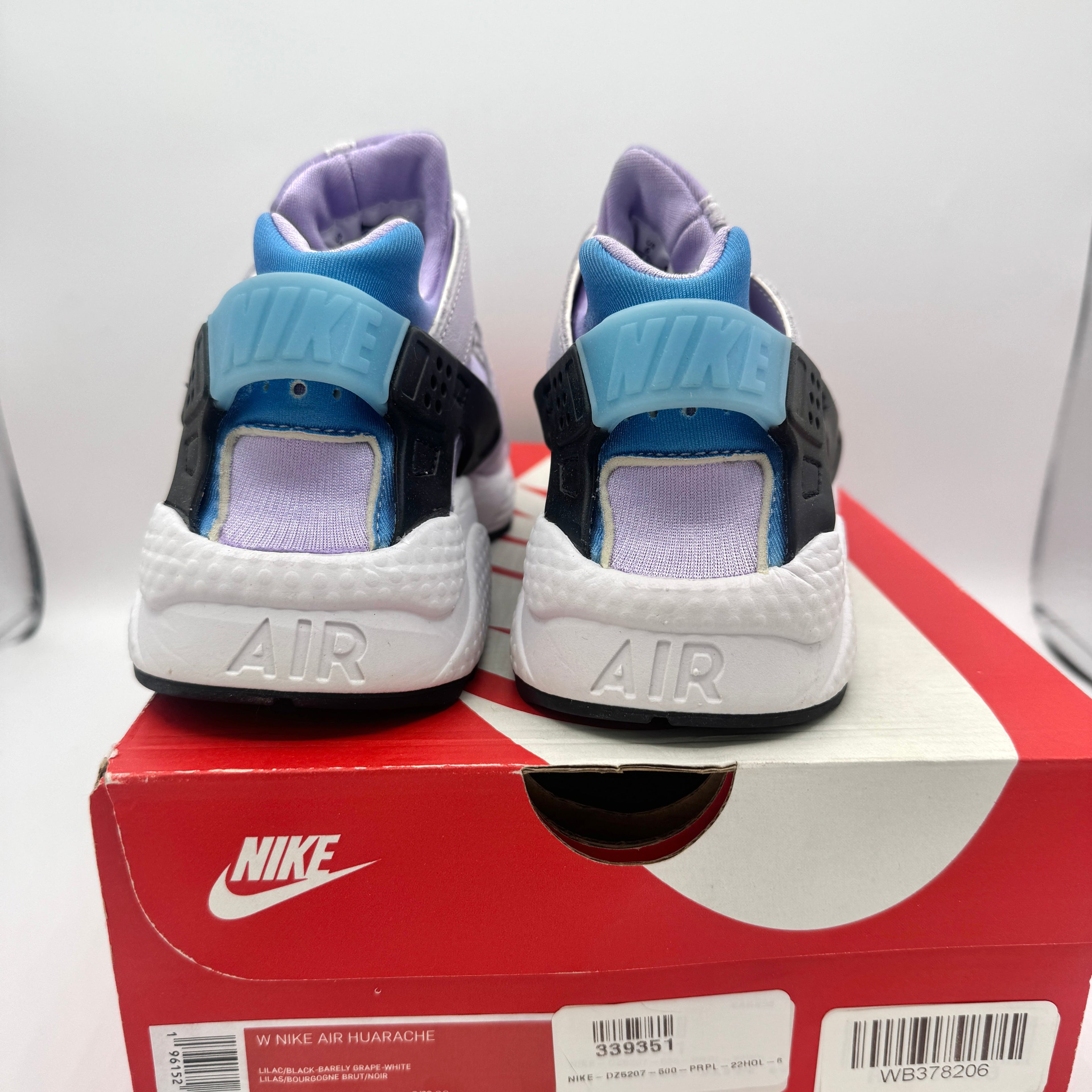 Nike Hurache Women’s Sneakers in Lilac Purple / Black / Barely Grape / White