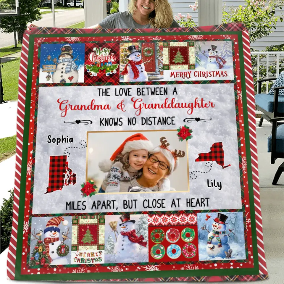 Personalized Upload Photo Fleece Throw Blanket/Quilt - Gift Idea For Grandma/Kid - The Love Between A Grandma & Granddaughter Knows No Distance