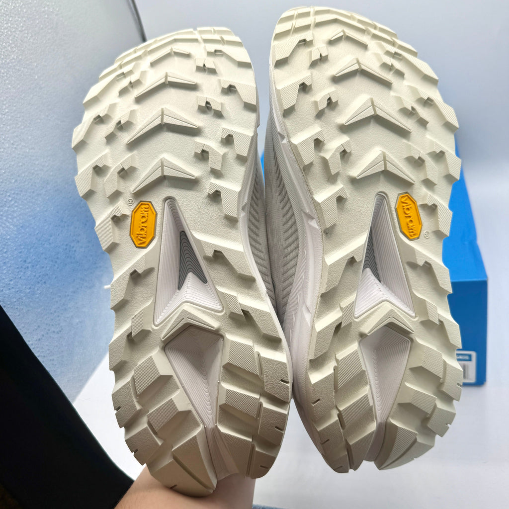 Hoka Skyline Float X U Unisex White Trail Running Shoes