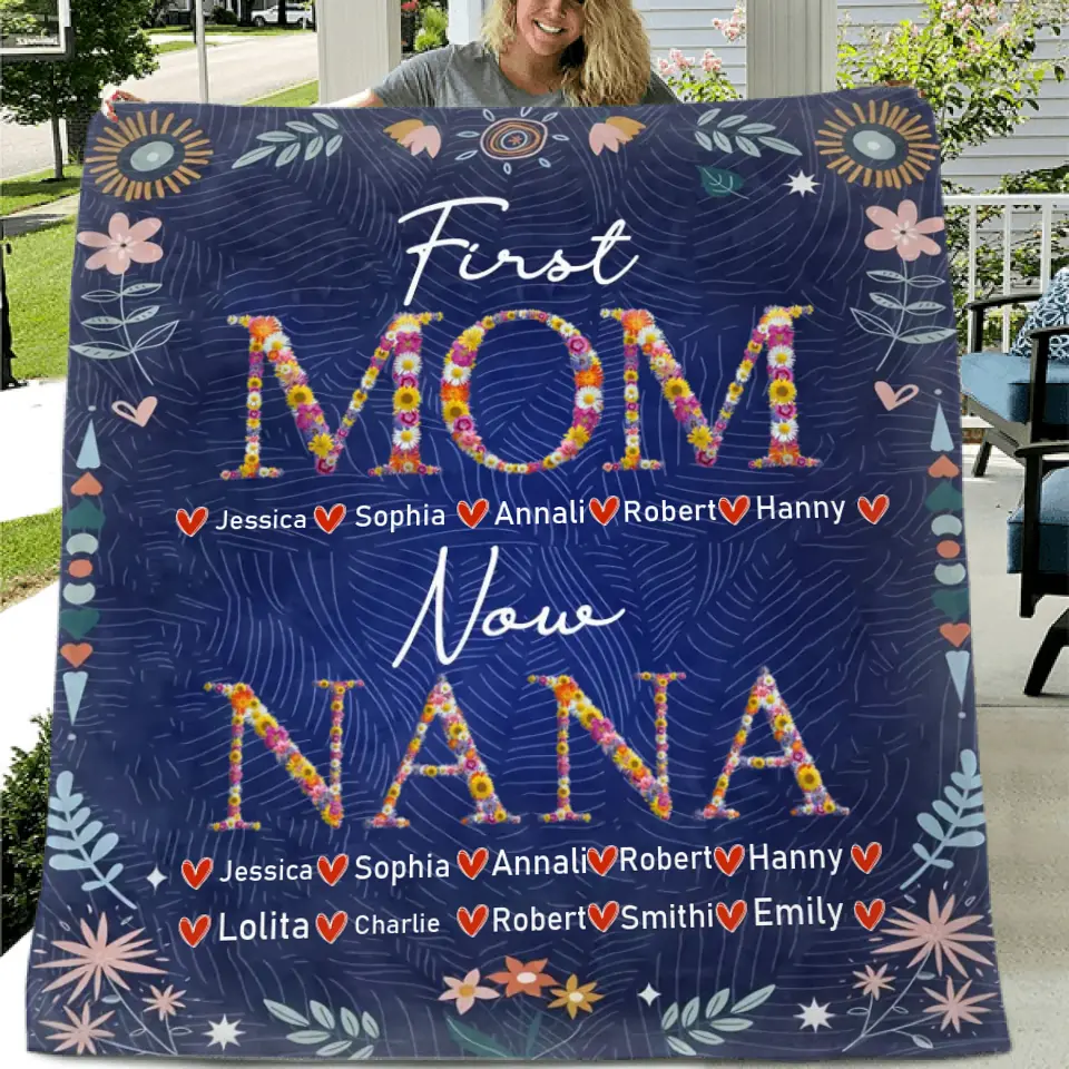 Personalized Mom Grandma Quilt/Fleece Throw Blanket - Gift Idea For Grandma/Mother's Day - Up to 5 Kids, 10 Grandkids - First Mom Now Nana