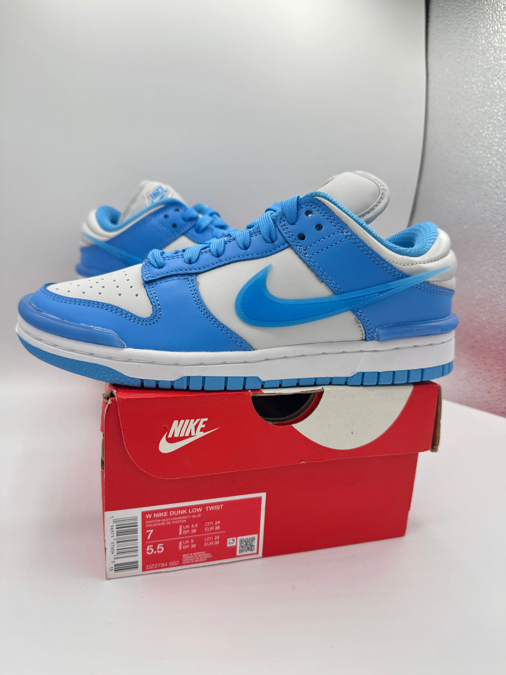 Nike Dunk Low Twist Sneakers - University Blue / White