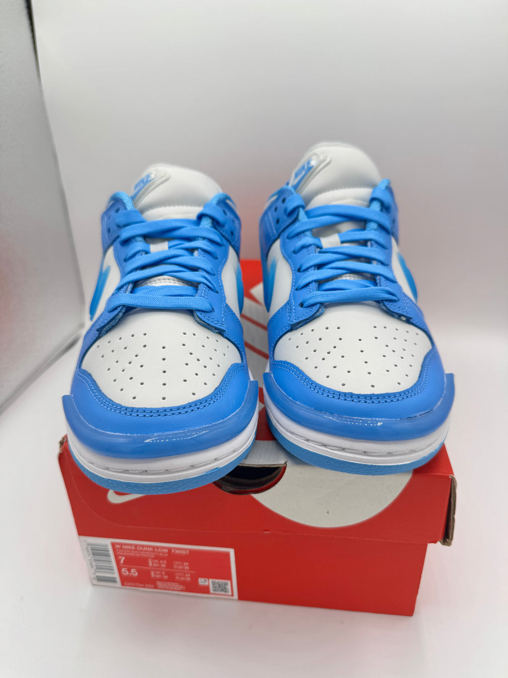 Nike Dunk Low Twist Sneakers - University Blue / White