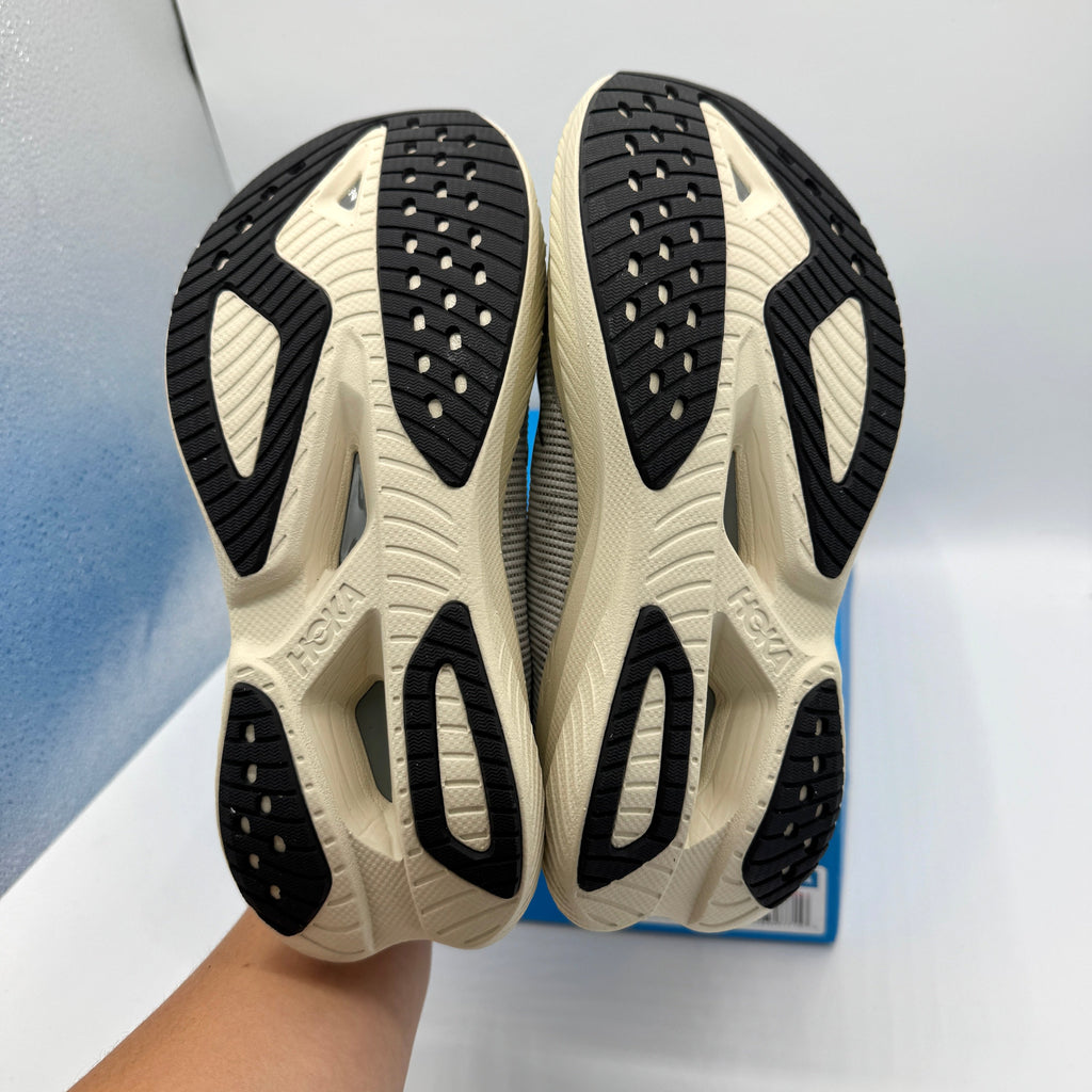 Hoka Mach X 2 U Unisex in White / Cosmic Grey Sneakers