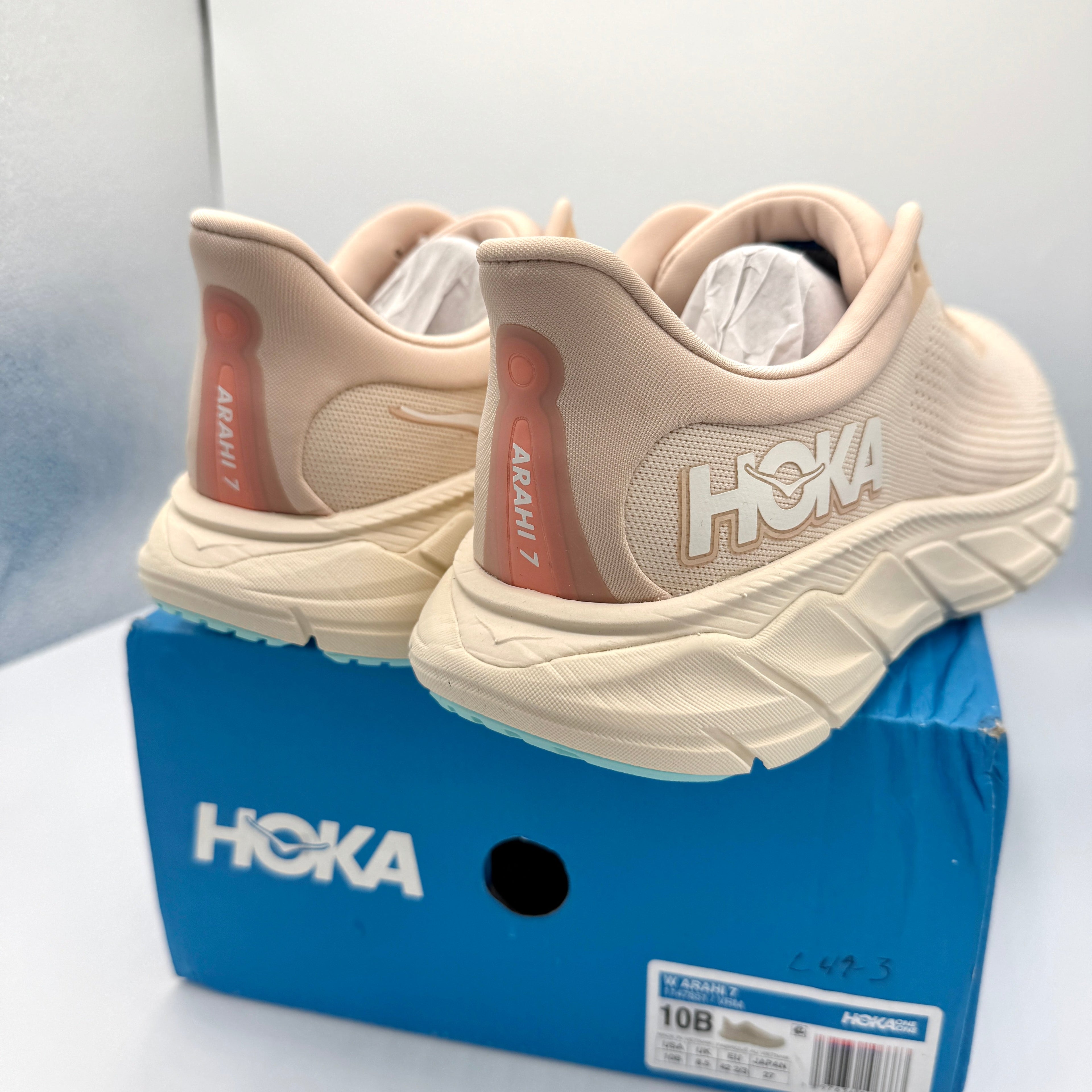 Hoka Arahi 7 Women’s Running Shoes in Vanilla Cream VRM