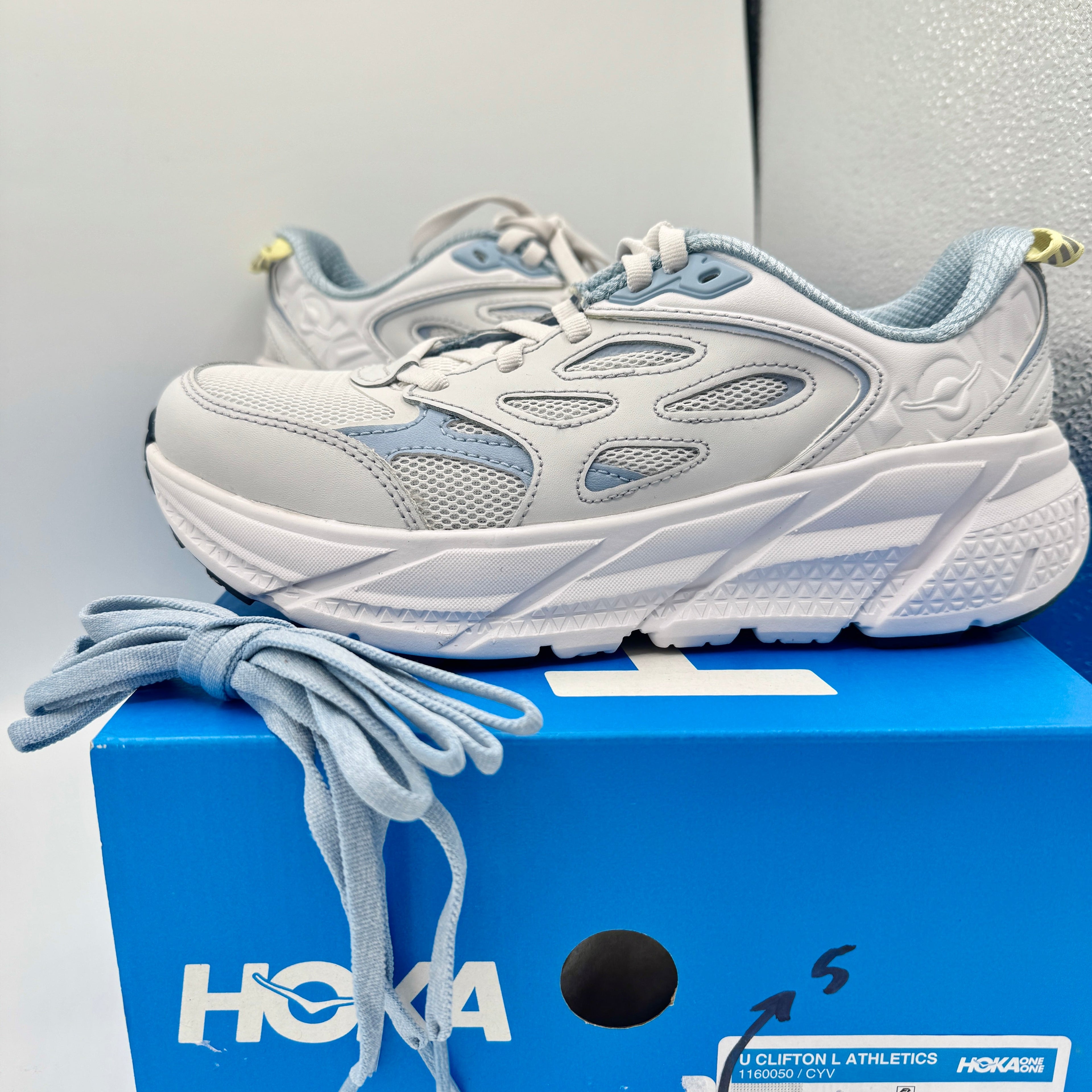 Hoka Clifton L Leather in Cosmic Grey / Varsity Navy Blue Unisex All Gender