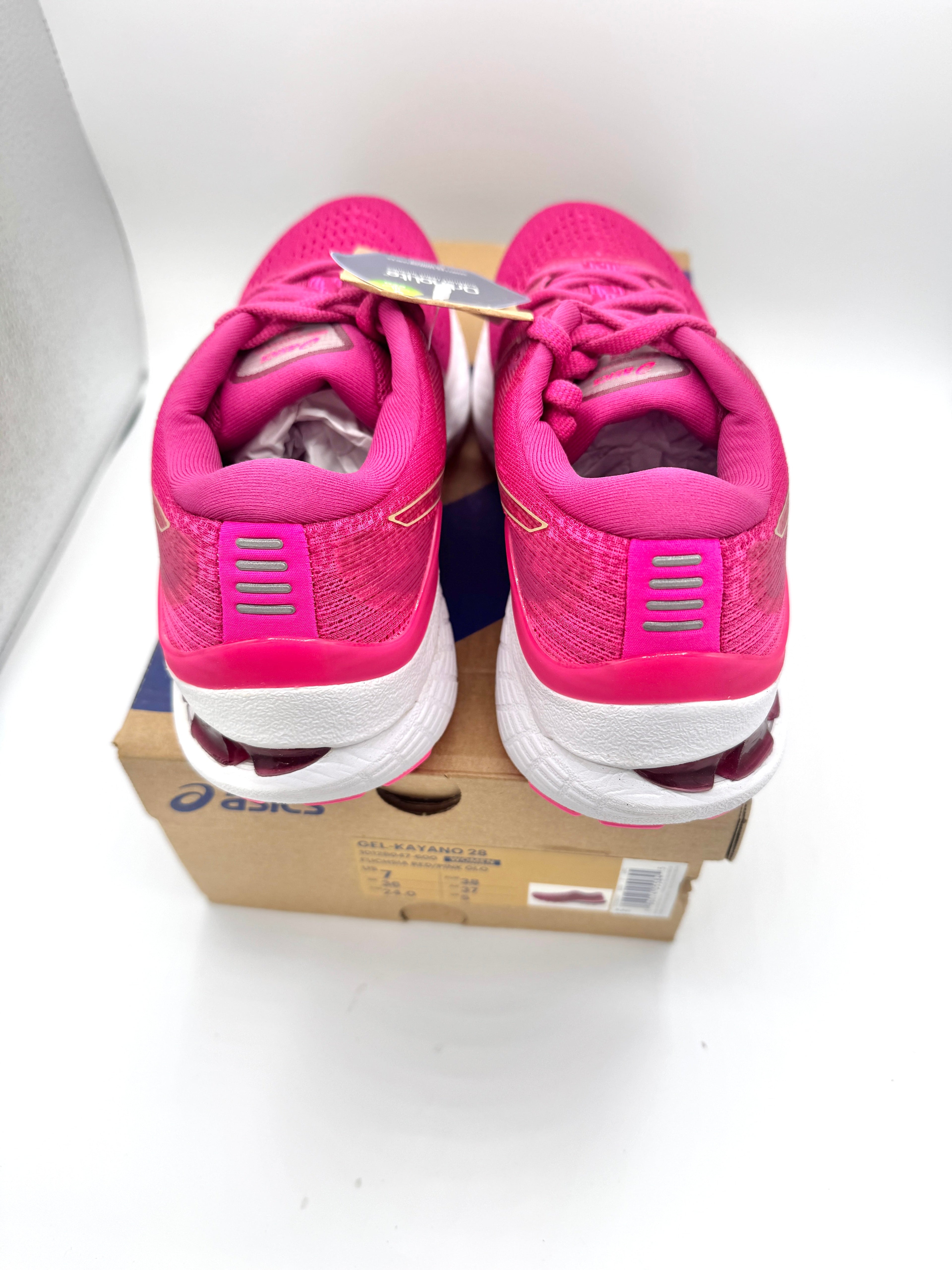 Asics Women’s Gel Kayano 28 - Fuchsia Red / Pink Glow