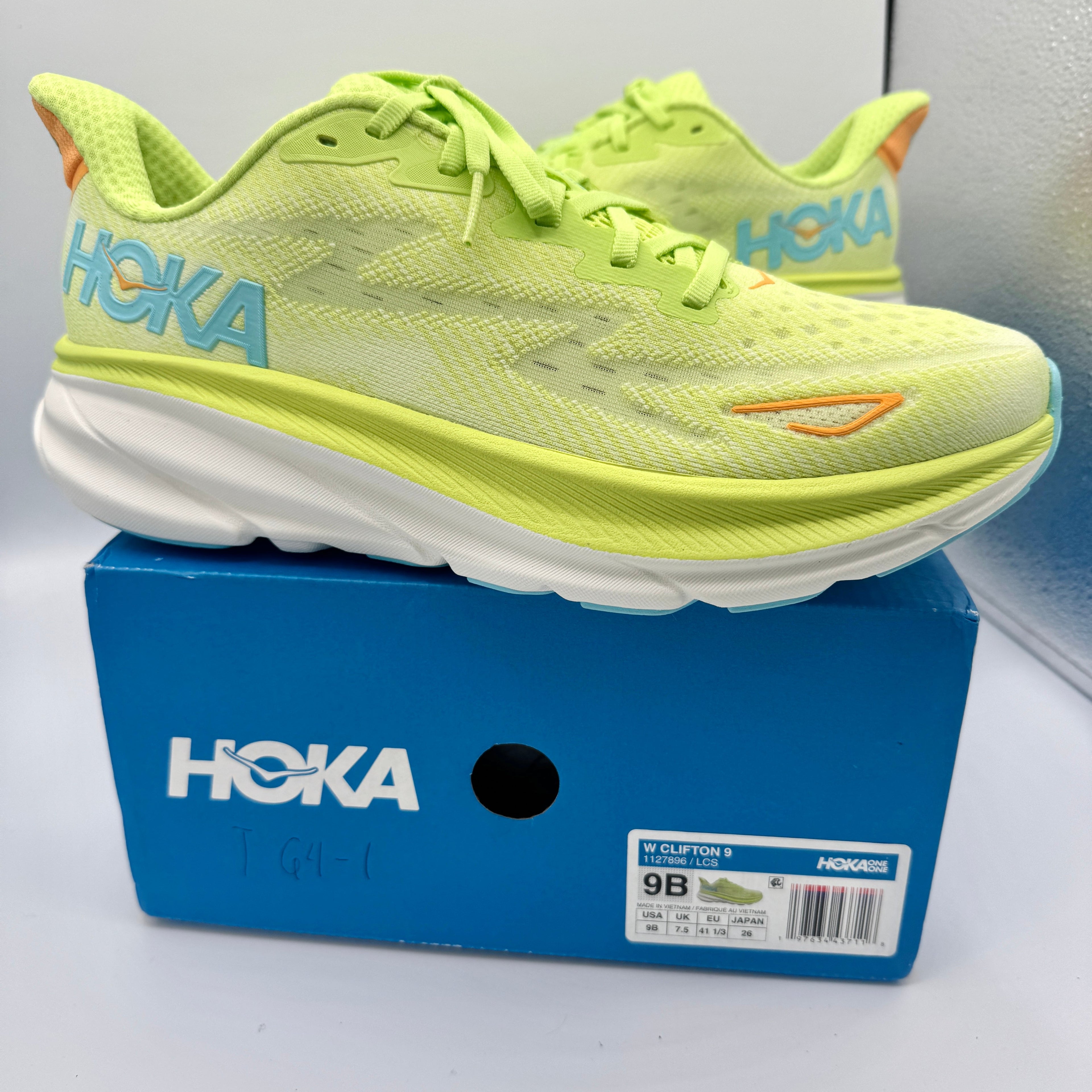 Hoka Clifton 9 Women’s Running Athletic Shoes in Yellow Lettuce Solar Flare