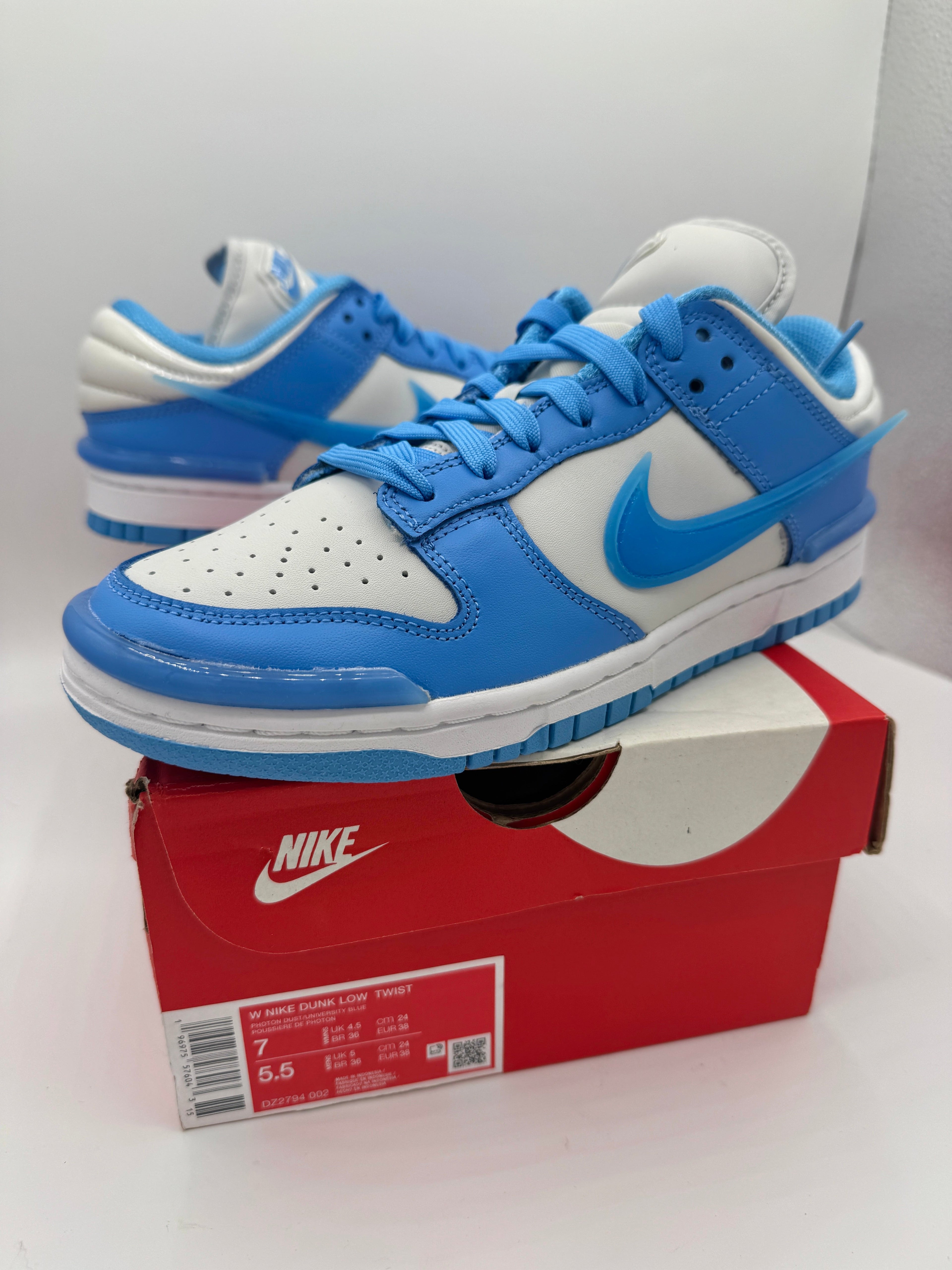 Nike Dunk Low Twist Sneakers - University Blue / White