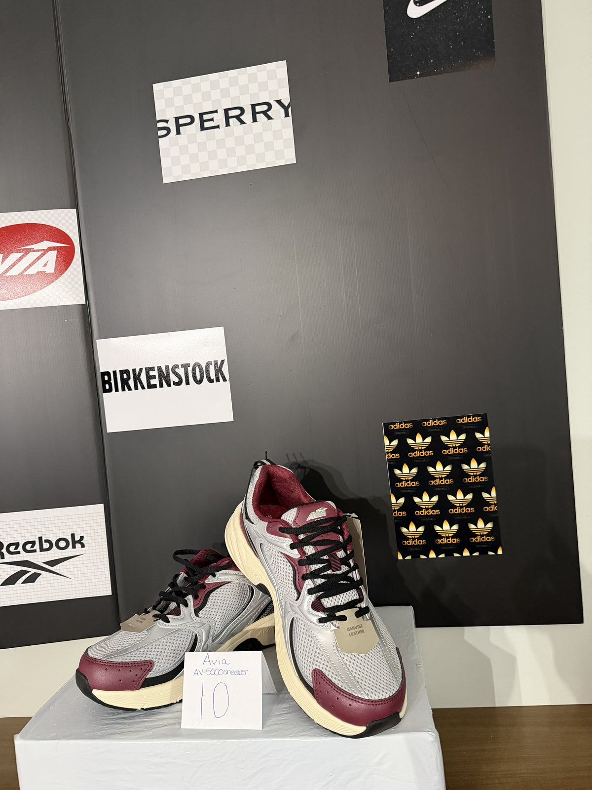 Avia AV-6000 Sneaker - Silver/Maroon 10W