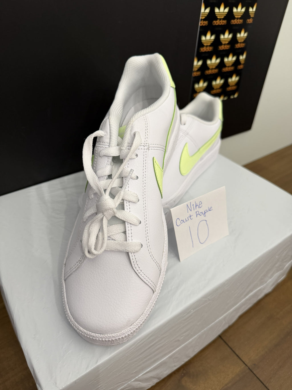 Nike Court Royale - White/Volt 10W