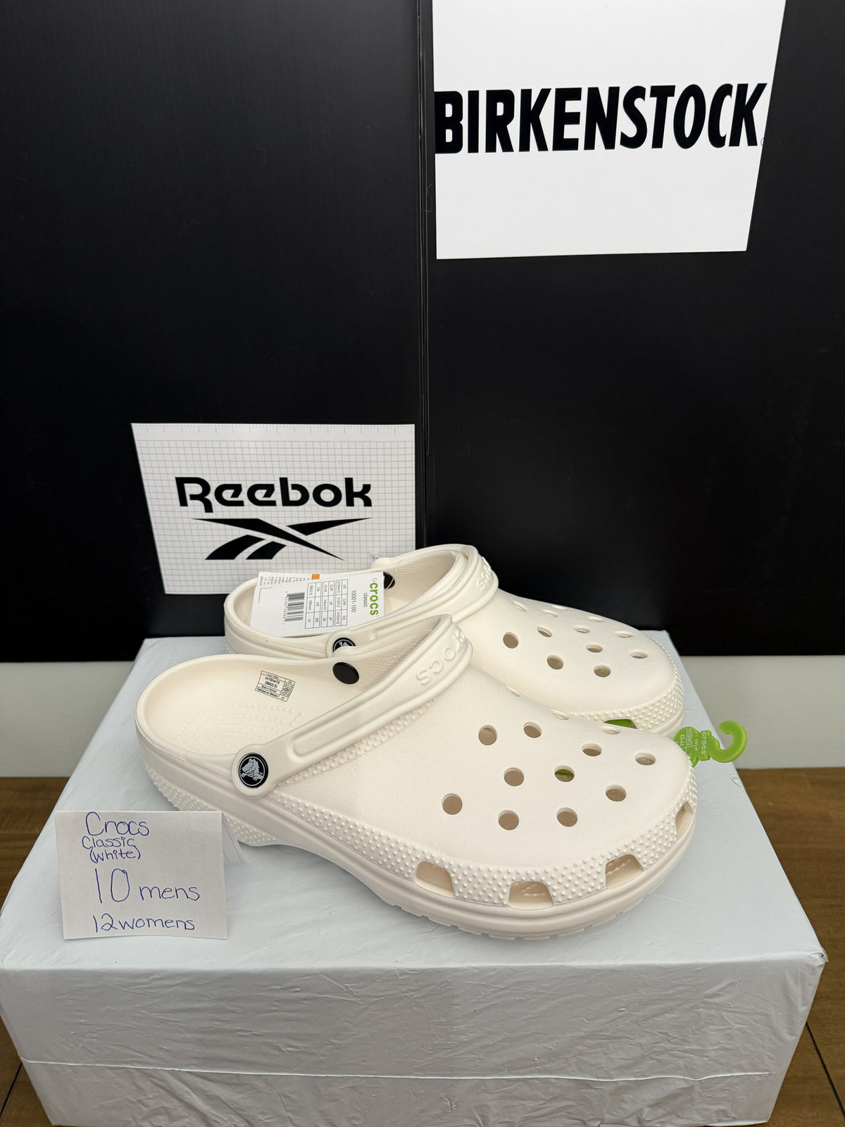 Crocs Classic Clog - White 10M/12W