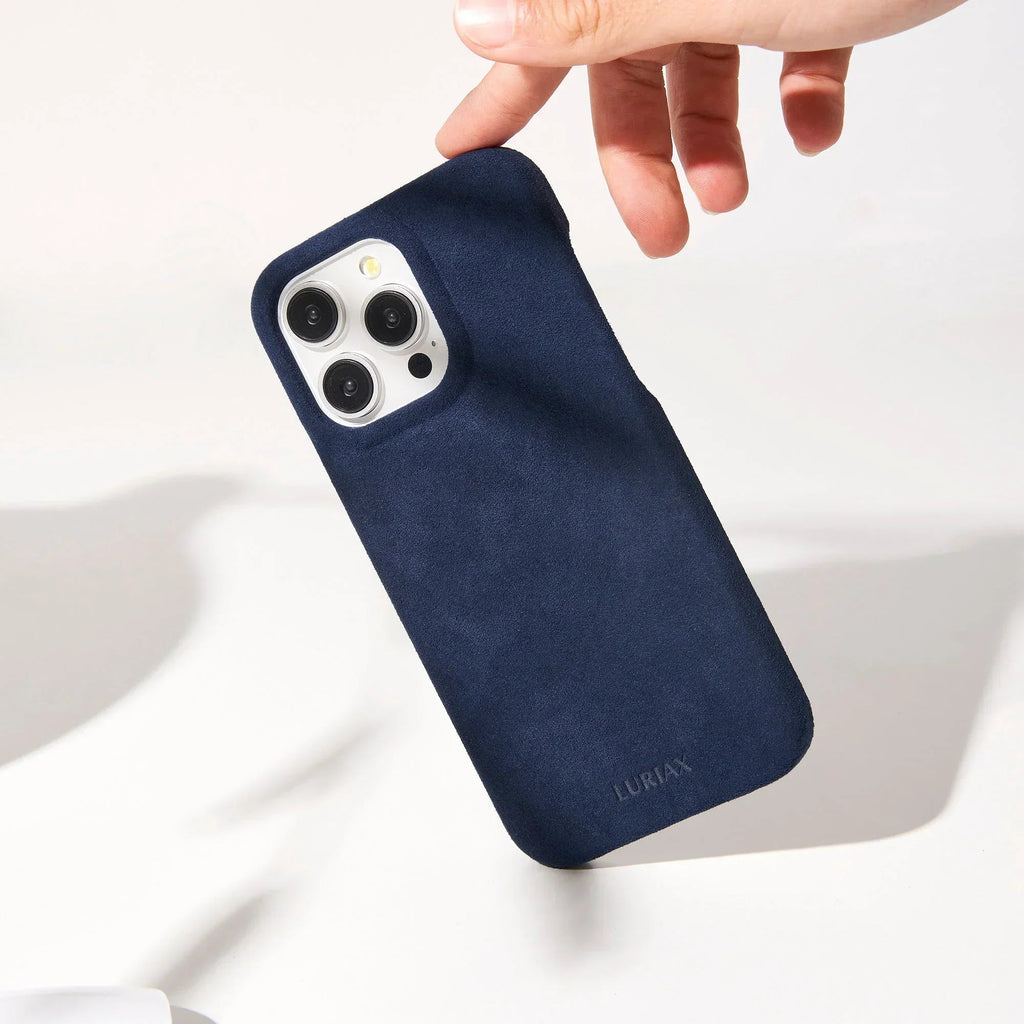 The Minimal — iPhone 15 Case